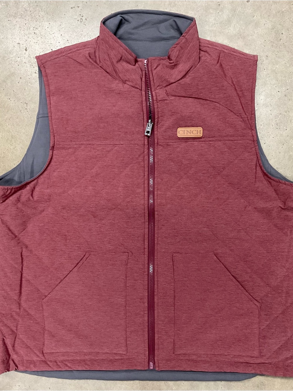 Cinch Men's Maroon and Gray Quilted Vest